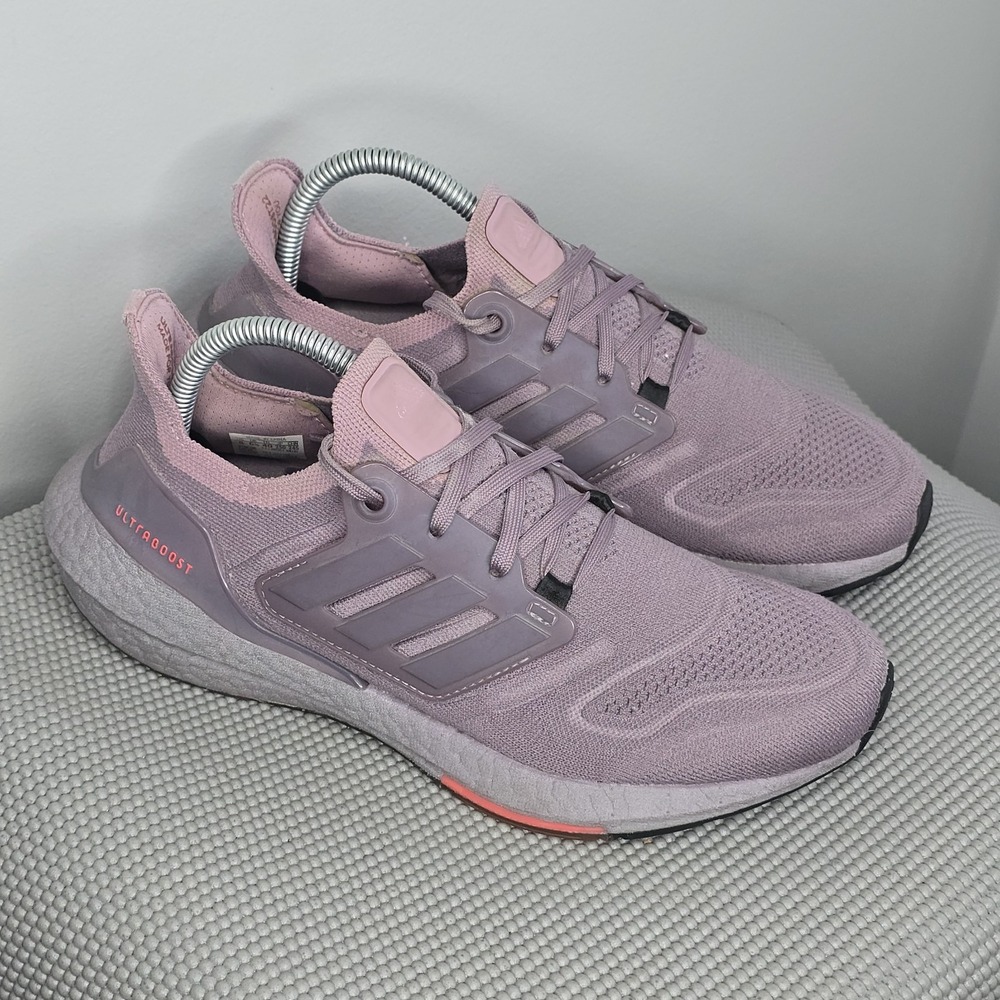 Adidas Women's Ultra Boost 22‎ / Mauve Purple/ GX5586 Lace Up / Womens Size 8